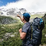 Mountain & מלון 4*