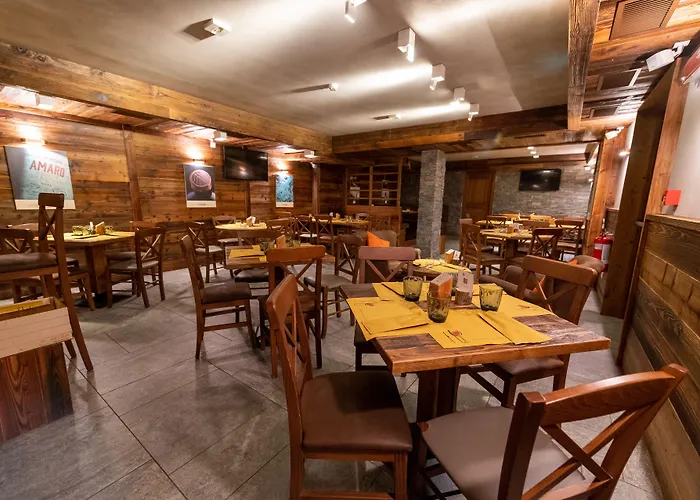 Mountain & מלון אלאניה ואלססיה