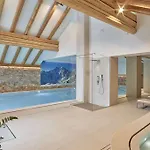 Mountain & 4*
